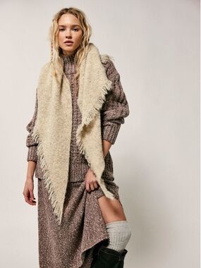 Large Tribeca Fringe Shaw in neutral color. Super Soft and long for versatility